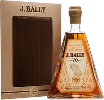 J Bally Pyramide Vieux Rum