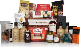 The Winter Indulgence Collection Hamper Gin