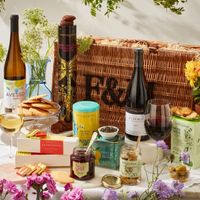 The Summer at Piccadilly Hamper