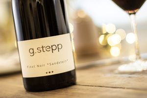 Stepp Pinot Noir Sandstein Vineyard